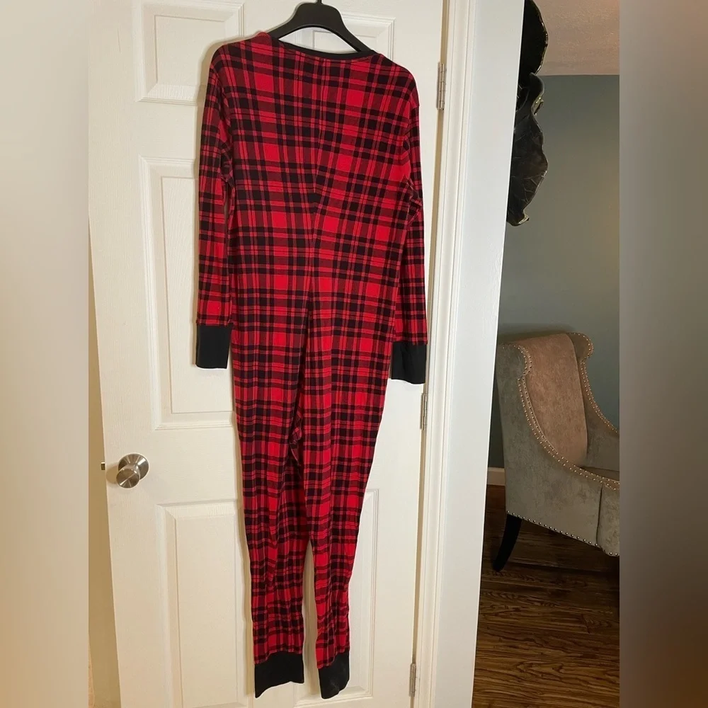 VICTORIA'S SECRET
THERMAL LONG ONESIE in black/red buffalo plaid -XL - Picture 4 of 5